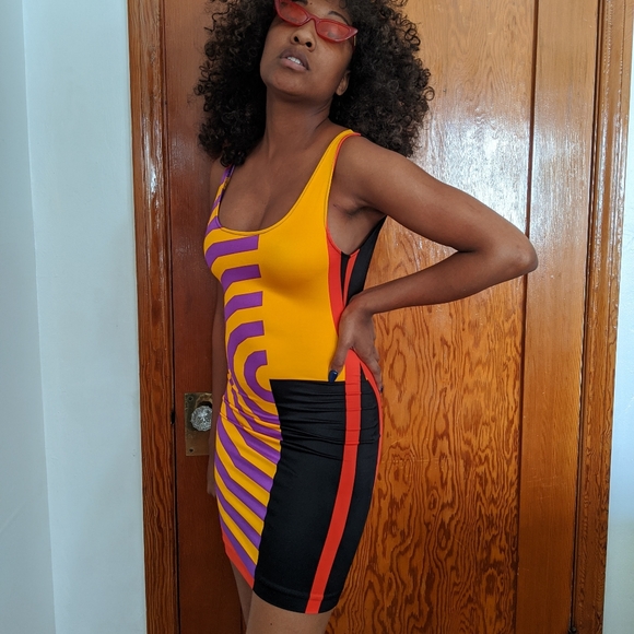 Neo Dresses & Skirts - Cute Dress